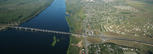 Антонівський автомобільний міст у Херсоні