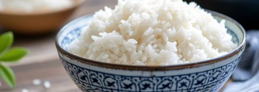 Рассыпчатый рис требует определенных правил приготовления (изображение создано с помощью ИИ)