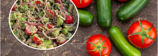 Салат з огірків з горіховою заправкою