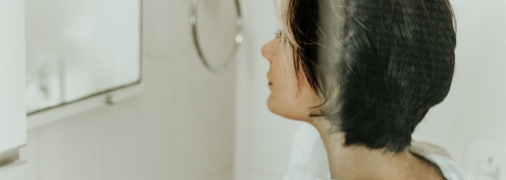 Топ-3 трендовых стрижек на короткие волосы 2023 - фото