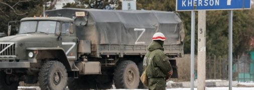 Те, що окупанти вивозять із Херсона пам’ятники Ушакову та Суворову, не означає, що вони готуються до втечі