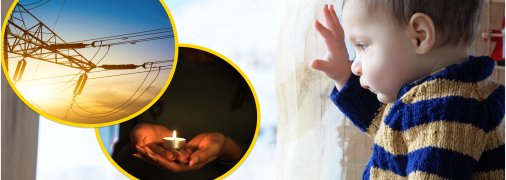 Дитина дивиться на сніг за вікном