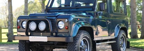 Старый Land Rover Defender 90 получил 6,2-литровый V8 от Corvette