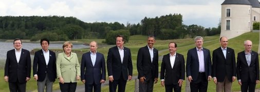 Фото з 32-го саміту Великої вісімки