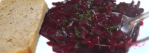 Тушеная свекла