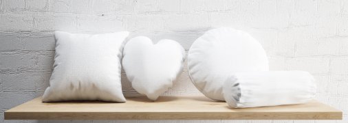 Випрати білі подушки буває непросто