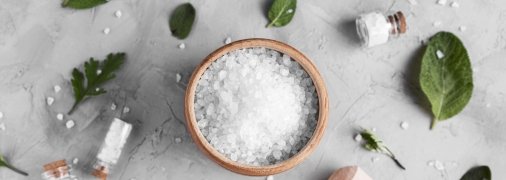 Сіль у сільничці не злежиться, якщо додати кілька грамів цього продукту