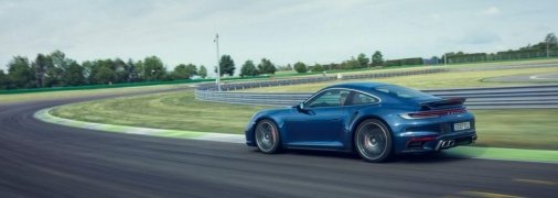 Porsche официально представил новый 911 Turbo