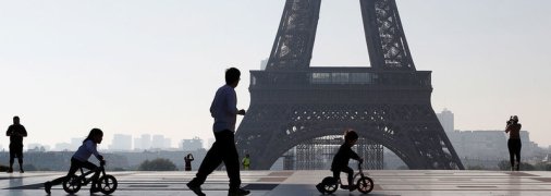 Франция открывает границы для туристов: какие правила въезда будут действовать для Украины 