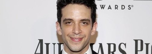 От осложнений коронавируса умер звезда Бродвея Ник Кордеро