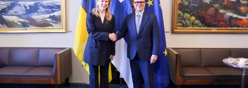 Олена Кондратюк та Петтері Орпо