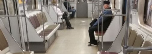 "Маму с пропуском и 6-летним ребенком не пустили в киевское метро" и другие особенности украинского карантина