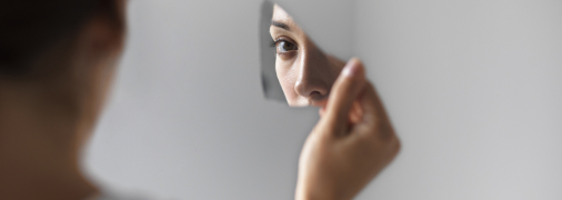 Тріснуте дзеркало - це не до добра