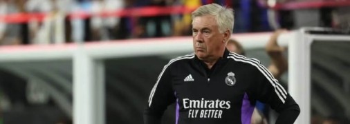 Вийняв із рота і подарував фанату: дивний вчинок тренера "Реала"