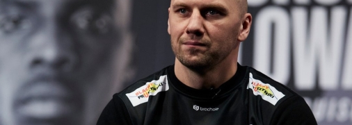 Гловацки провел первый бой в ММА