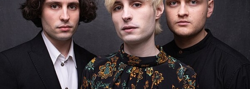 Лидеры группы близнецы, которые на сцене и в жизни выглядят как антагонисты