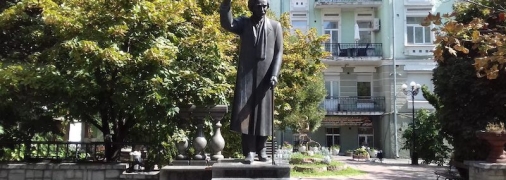 Памятник Шолом-Алейхему в Киеве