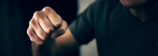 Чоловік побив дитину (ілюстративне фото)