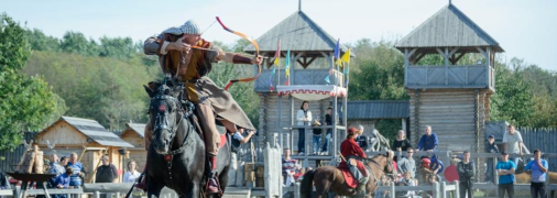 Грандиозное событие осени:«Парк Киевская Русь» приглашает на международный фестиваль конных боевых искусств «Скифы»