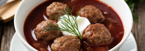 Навіть з фрикадельками можна приготувати смачний борщ