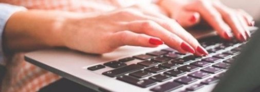 "Секс с руководителем - обязательное условие": украинка взбудоражила рассказом о поиске работы (фото)