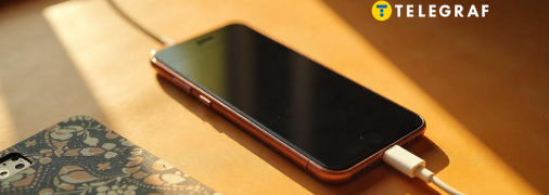 Почему нельзя заряжать телефон в чехле: две причины, которые вас удивят