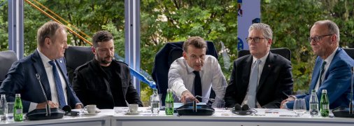 Дональд Туск, Владимир Зеленский, Эммануэль Кир Макрон, Стармер, Фридрих Мерц