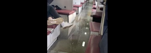 ЧП в поезде "Рахов-Одесса": пассажиры рассказали, чем закончилась история с потопом в вагоне 