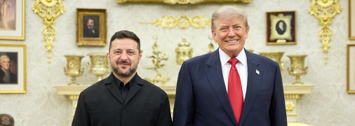 Зеленский и Трамп во время встречи 28 июля