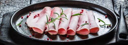 10 идей эффектной подачи мясной нарезки