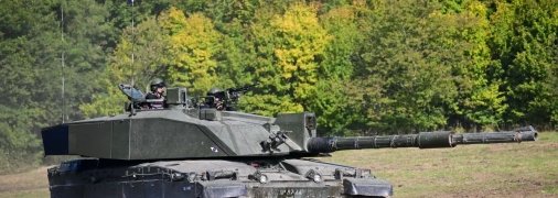 Танк Challenger 2