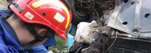 Людей вырезали из раскуроченных авто: фото с места жуткого ДТП под Киевом