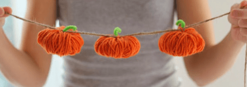 Мастер-класс: гирлянда c тыквами из ниток своими руками