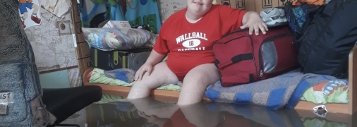 "Солнечный" ребенок Антон из Херсона в своей комнате