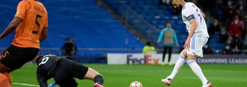 Бензема оформил дубль в матче против "Шахтера".