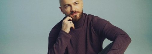 Влад Яма показал, как с маленьким сыном рассекал на скутере по волнам Днепра