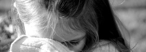 Отец не запрещал малолетней дочери иметь интимные отношения с ребятами