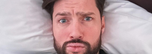 Уехав из Украины Олег Кензов стал писать больше песен. но меньше гастролировать