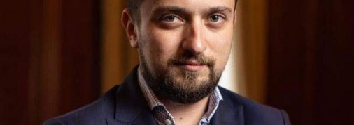 К кадровым чисткам в Кабмине причастен зам Ермака: источник раскрыл детали