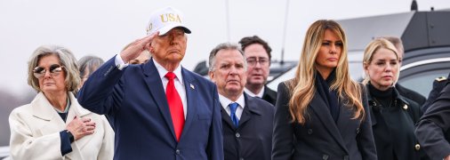 Трамп з Меланією, Сьюзі Вайлз (ліворуч) та Стів Уіткофф