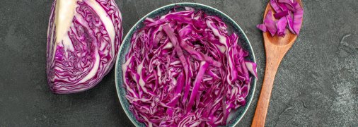 Смачний салат із фіолетової капусти