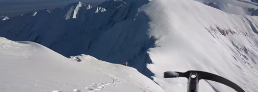 Иллюстративное фото: подъем в горы