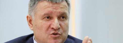 Справжній рекордсмен з утримання міністерського портфеля