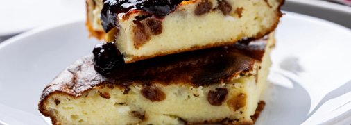 Сирник з родзинками у шоколаді