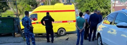 Вийшов слідом з автобуса, вдарив і майже зґвалтував: в Сочі педофіл напав на 7-річну дівчинку (відео)