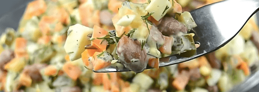 Салат із квасолею та солоними огірками