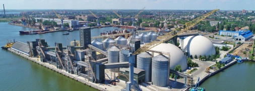 Зерновий термінал Нібулон у Миколаєві.