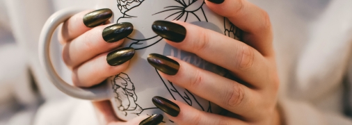 Выбирайте на осень глубокие оттенки и блеск