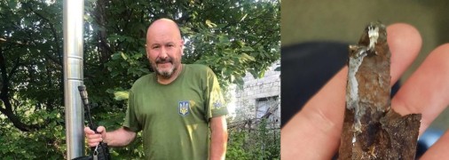 Виктор Ожогин показал огромный, с пол-ладони, осколок снаряда, который вытащили из него в госпитале
