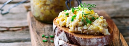 Пикантная намазка из обычной сельди